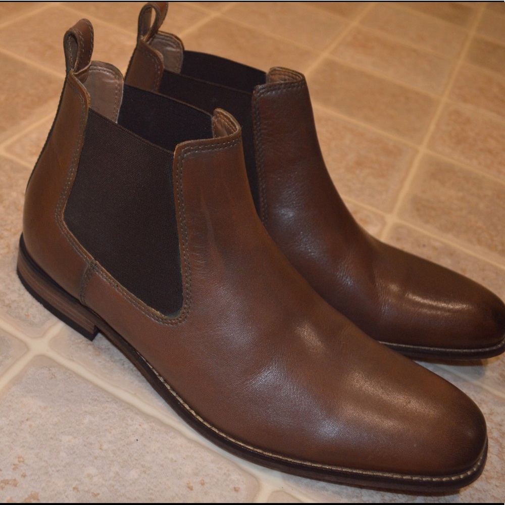 Bostonian Chelsea Boot